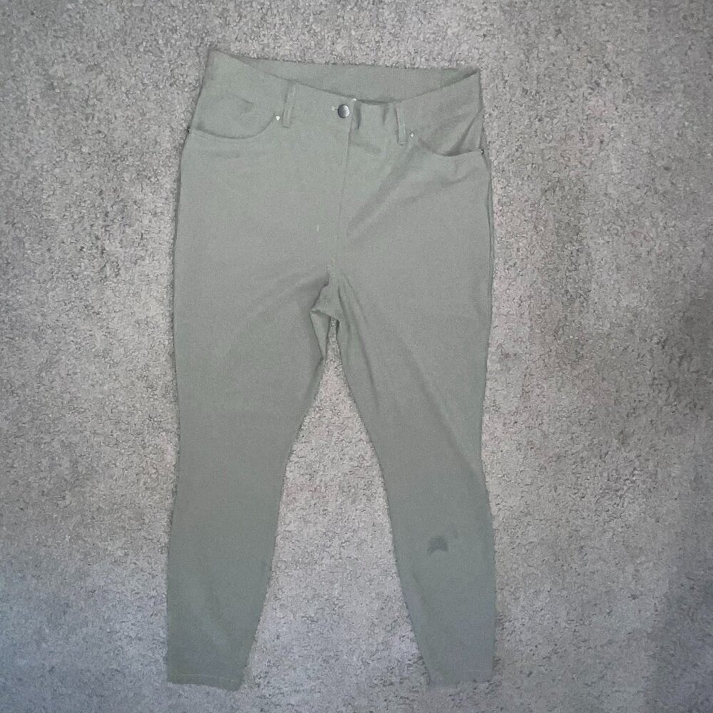 LULULEMON Men's Casual Pants - Flawed - Size 31 - Army Green